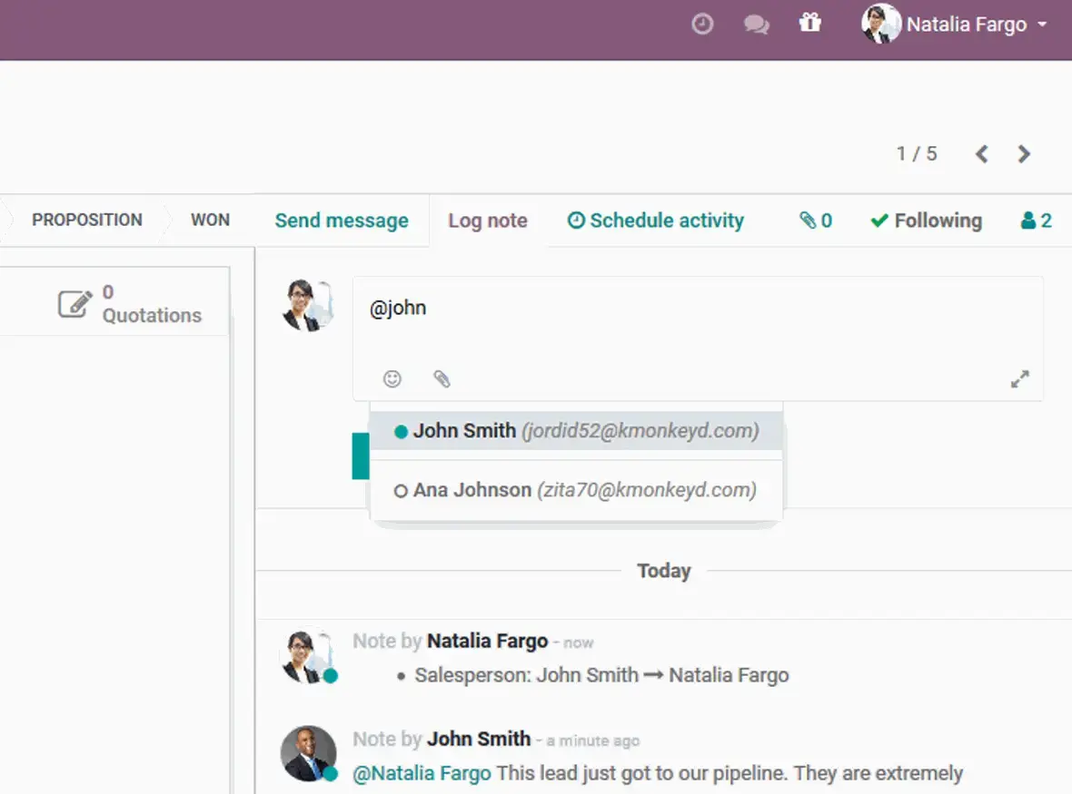 Odoo CRM чат і згадування користувачів